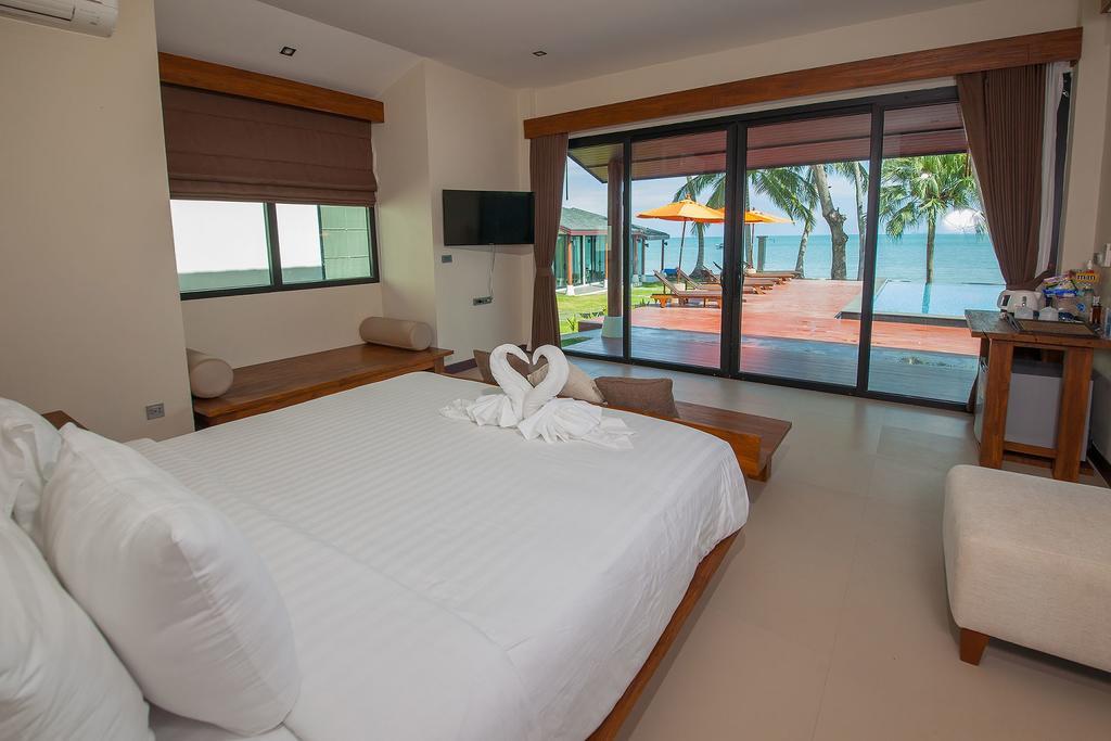 Samui Mermaid Beachfront Pantai Bangrak Luaran gambar